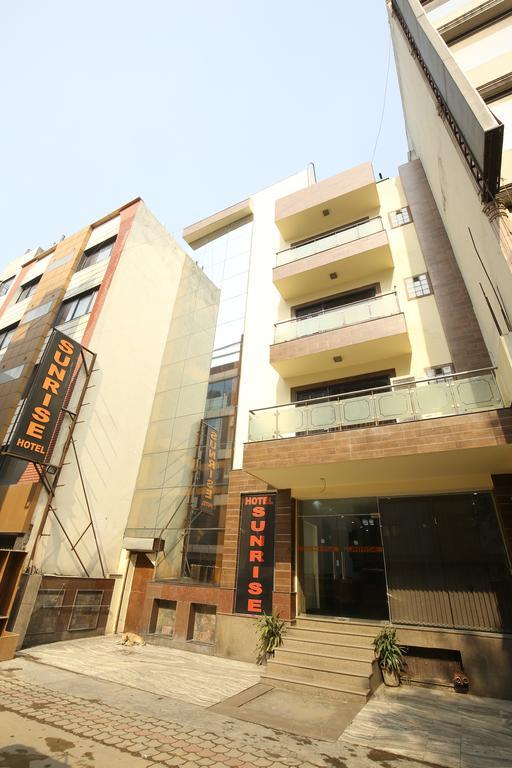 Hotel Sunrise Delhi  Bagian luar foto