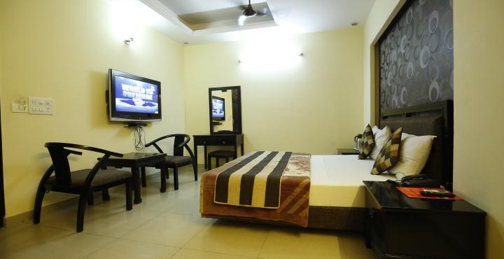 Hotel Sunrise Delhi  Bagian luar foto