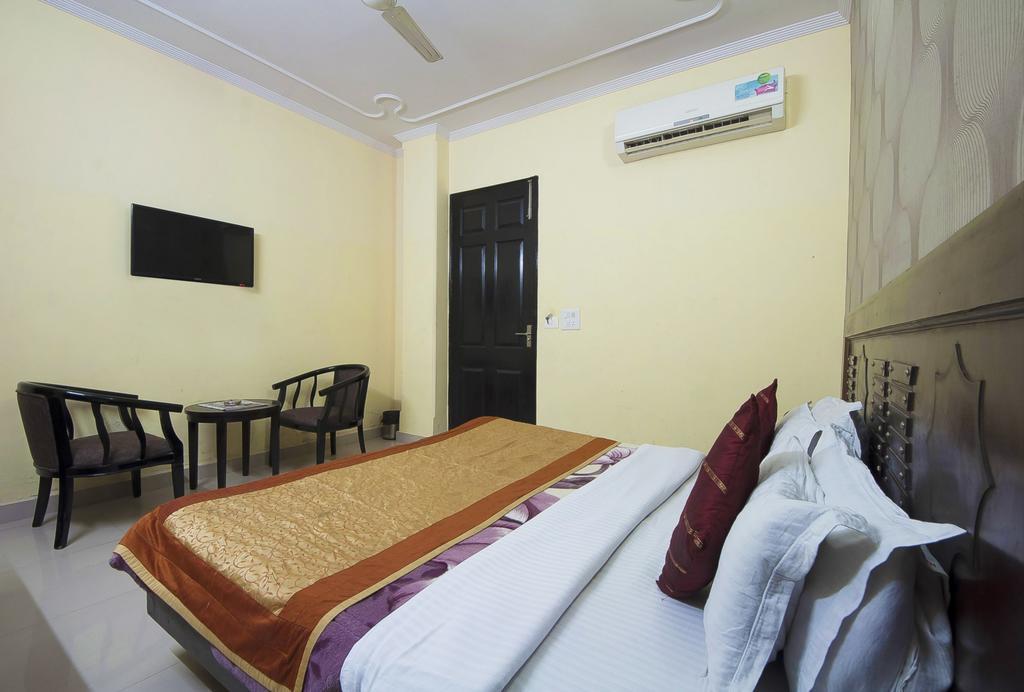 Hotel Sunrise Delhi  Bagian luar foto