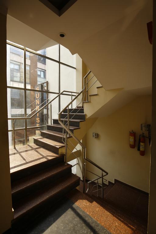 Hotel Sunrise Delhi  Bagian luar foto