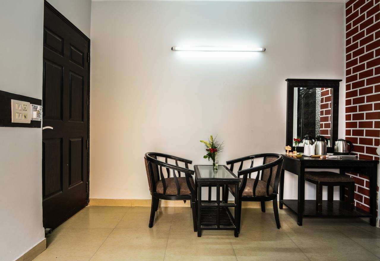 Hotel Sunrise Delhi  Bagian luar foto